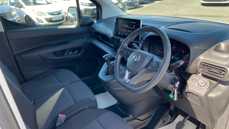 Vauxhall Combo Cargo Combo L1 Diesel 2300 1.5 Turbo D 100ps H1 Pro Van